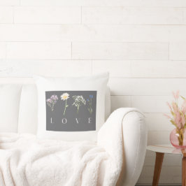 LOVE Floral  – Romantic Botanical Print クッション