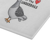 Love for the Underdogs – Schneidebrett mit Taube カッティングボード (角)