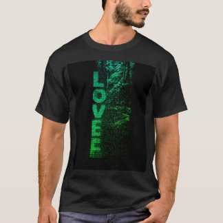 LOVE Forest Fade - 縦書きグリーン・タイポグラフィ Tシャツ