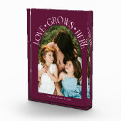 Love Grows Here Modern Arch Cranberry フォトブロック (右)