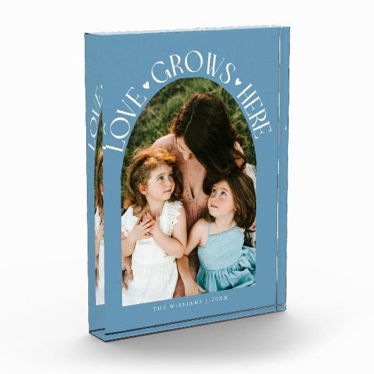 Love Grows Here Modern Arch Denim Blue フォトブロック (左)