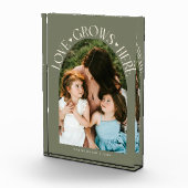 Love Grows Here Modern Arch Sage Green フォトブロック (右)