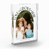 Love Grows Here Modern Arch White フォトブロック (左)