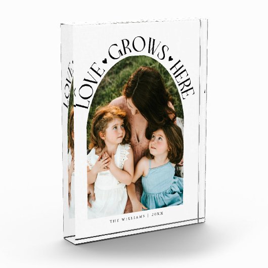 Love Grows Here Modern Arch White フォトブロック (左)