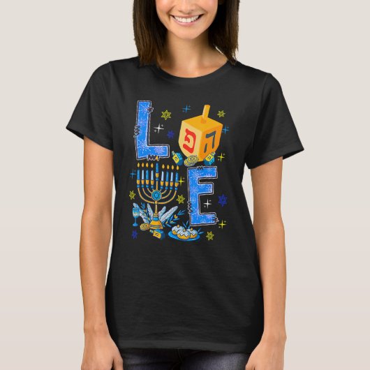 LOVE Hanukkah Decorations Cute Dreidel Menorah Jew Tシャツ (正面)