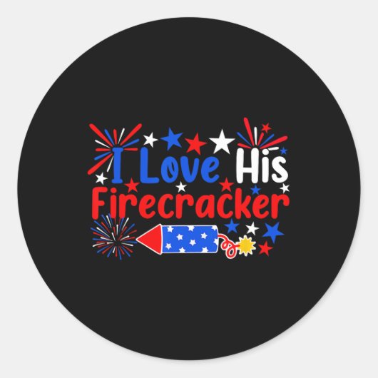 Love His Firecracker Funny 4th Of July Fireworks C ラウンドシール (正面)