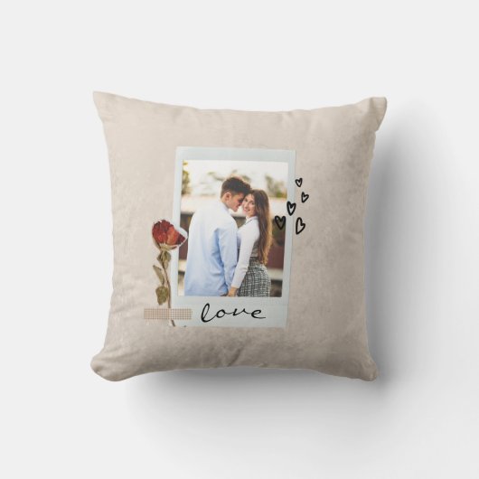 Love in Script エレガント Photo withハート クッション (正面)