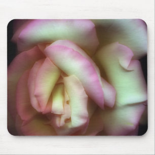 <Love is a Rose> Nathanグリフィス著 マウスパッド
