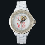 Love is Being with You Photo Frameハート 腕時計<br><div class="desc">この祝ヴィンテージ、愛をテーマにモダン、モノグラムのフォトフレームデザイン。ハートの形の枠は白と赤のエレガントフォントに囲まれ、トレンディーの粗末なシックな外観。サンプルの写真とパーソナライズされた文字を自分の写真と置き換えて自分のキープサプライズを作成する。記念日、婚約、誕生日、結婚バプテスマ、その他の特別な機会のための素晴らしいプレゼント。</div>