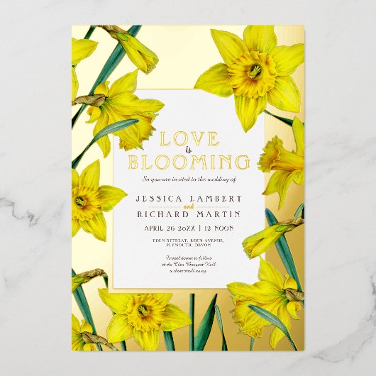 Love is blooming gold yellow daffodils wedding 箔招待状 (正面)