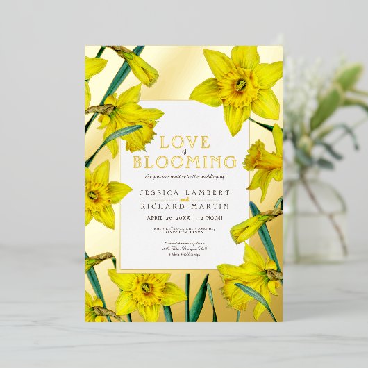Love is blooming gold yellow daffodils wedding 箔招待状 (立ち正面)