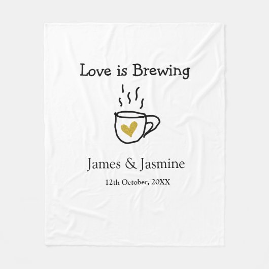 Love is Brewing coffee mug金ゴールドハートカップル名 フリースブランケット (正面)