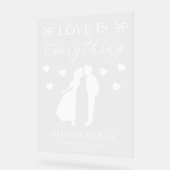 Love is Everything Personalized Wedding アクリルサイン (傾斜)