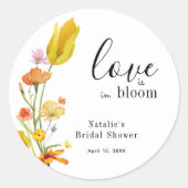 Love is in Bloom Spring Wildflower Bridal Shower ラウンドシール (正面)