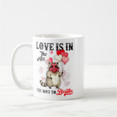 Love Is In The Air Try Not To Breathe Cute Raccoon コーヒーマグカップ (左)