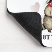 Love Is In The Air Try Not To Breathe Cute Raccoon マウスパッド (コーナー)