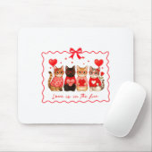 Love Is In The Fur Cat Lovers Valentines Cute Cats マウスパッド (マウス)