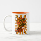 Love Is Loud Bold Comic-Style Statement ツートーンマグカップ (左)