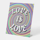 Love Is Love プライド月間の台座看板 台座サイン (正面)