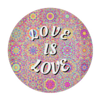 Love Is Love プライド カッティングボード