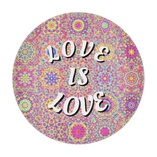 Love Is Love プライド カッティングボード (正面)