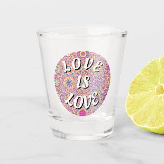 Love Is Love プライド ショットグラス (正面)