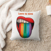 Love Is Love レインボーリップス メンズ プライドTシャツ クッション (ブランケット)