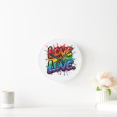 Love Is Love - 虹色のプライド 引用アート  ラウンド壁時計 (ホーム)
