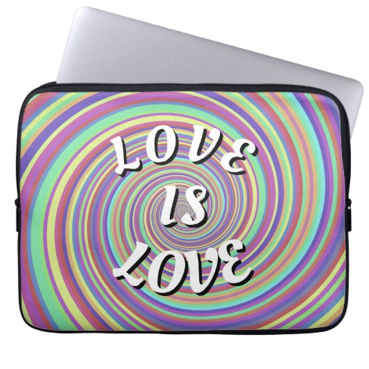 Love Is Love Pride ラップトップスリーブ (正面)