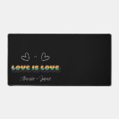Love is Love Rainbow LGBTQ Desk Mat デスクマット (正面)