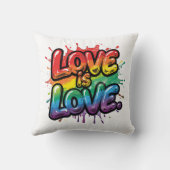 Love Is Love - Rainbow Pride Quote Art  クッション (裏面)