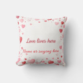 Love lives here Pink and Red hearts - Personalized クッション (正面)