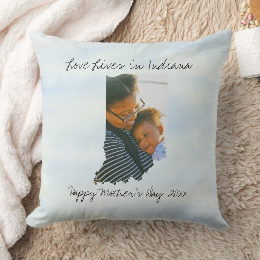 Love Lives Inインディアナ州の形をしたカスタム写真 クッション (ブランケット)
