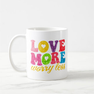 Love More Worry Less マグカップ - 派手なカラフルなレトロデザイン