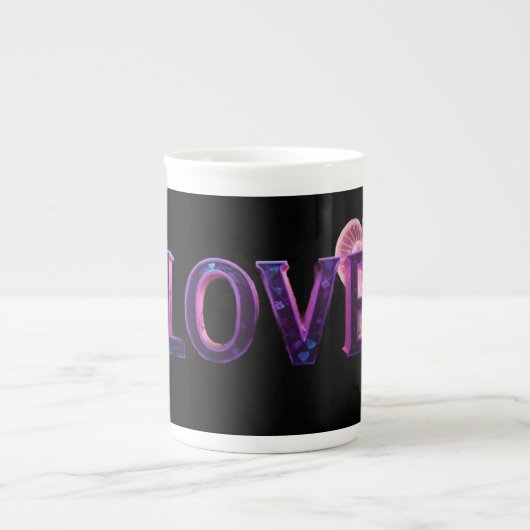 “LOVE” mug, featuring a bold, artistic design ボーンチャイナマグカップ (正面)