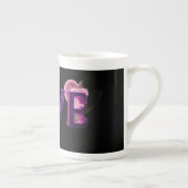 “LOVE” mug, featuring a bold, artistic design ボーンチャイナマグカップ (右)