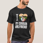 Love My Cougar Funny Older Girlfriend Dating Quote Tシャツ (正面)