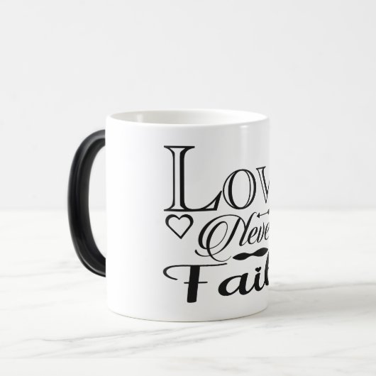 Love never fails モーフィングマグカップ (正面左)