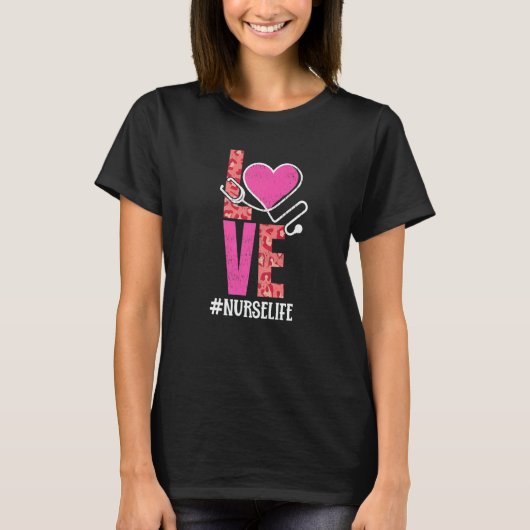 Love Nurse Life Pink Leopard Valentine Day Tシャツ (正面)