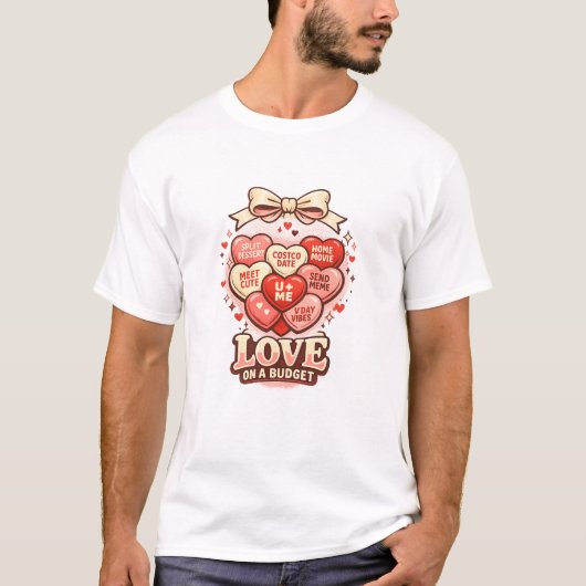 Love On A Budget Coquette Valentine Tee | Bow + Co Tシャツ (正面)