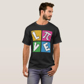 LOVE PIアートポップ・アートのマスデザイン Tシャツ (正面フル)