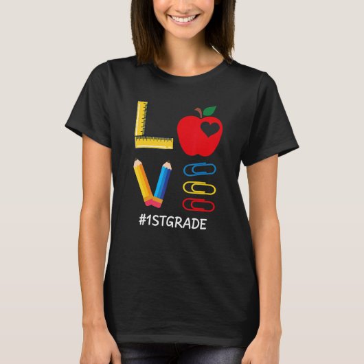 LOVE Valentines Day Apple Crayon 1st Grade Teacher Tシャツ (正面)