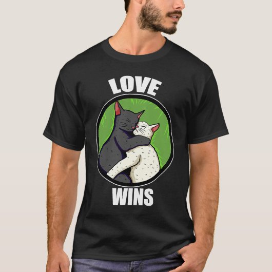Love Wins Cuddle Cat Kitty Cuddly Tシャツ (正面)