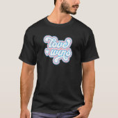 Love Wins Trans Pride Transgender Flag LGBTQ+ Retr Tシャツ (正面)