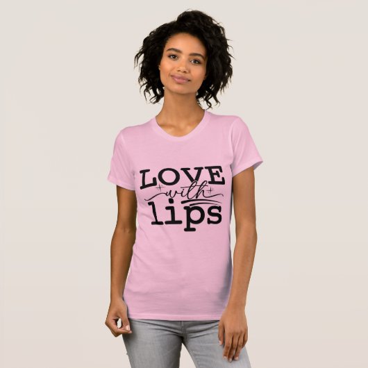 Love with Lips Kissmark Valentine Typography Tシャツ (正面フル)