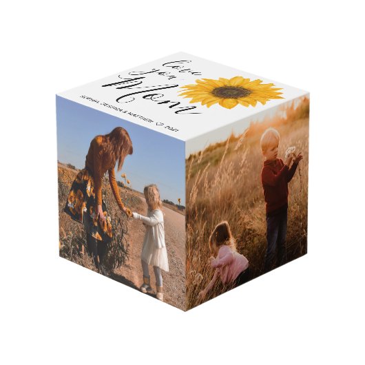 Love You Mom家族フォトコラージュひまわり フォトキューブ (正面アングル)