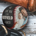 Love you to the Outfield Photo Black Leather Look 野球ボール<br><div class="desc">黒いパーソナライズされた革は、2枚の写真と子供からの素敵な野球の引用文と野球のように見える。"外読野と後ろ向きにあなたを愛す"という言葉は、白でモダンスキニーのフォントとはっきりしたタイポグラフィで表されている。写真テンプレートは準備ができて、あなたの写真と年を追加する。色は編集可能でクリックあるカスタマイズ- 「さらに」またはメッセージが表示される。野球パーソナライズされたは父の日素晴らしや誕生日、新生児の記念に贈る贈り物である。</div>