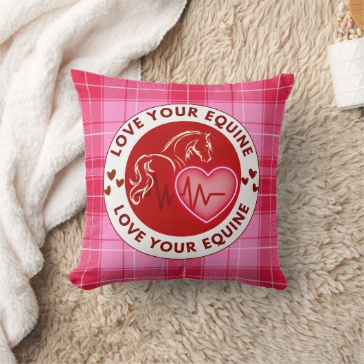 Love Your Equine Throw Pillow クッション (ブランケット)