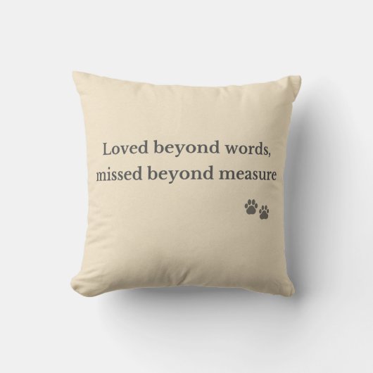 Loved Beyond Words Pet Memorial Pillow クッション (正面)