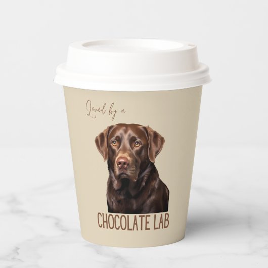 Loved By A Chocolate Lab Labrador Dog Lover 紙コップ (正面)